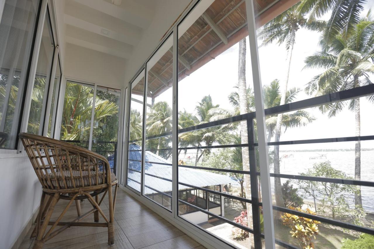 Kallanchery Retreat Kochi Extérieur photo